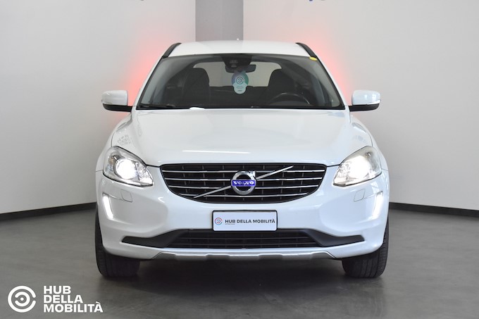 VOLVO XC60 D4 Momentum